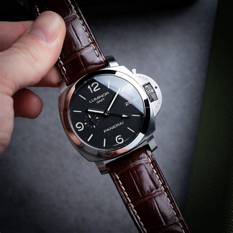 panerai 320 gmt im wasser|panerai luminor 1950 gmt.